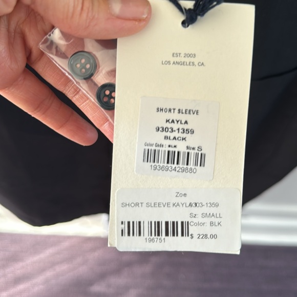 Citizens for Humanity short sleeve Kayla button down shirt in Black small - Picture 5 of 11